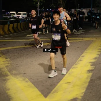 Runner Photo 4272650