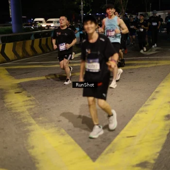 Runner Photo 4272666