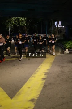 Runner Photo 4272715
