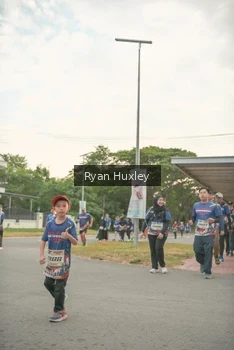Runner Photo 4272765