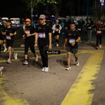 Runner Photo 4272790