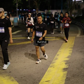 Runner Photo 4272807