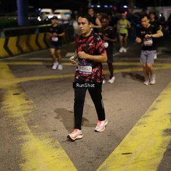 Runner Photo 4272842