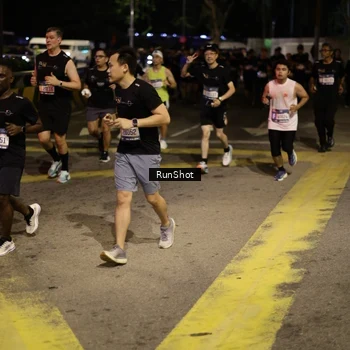 Runner Photo 4272843