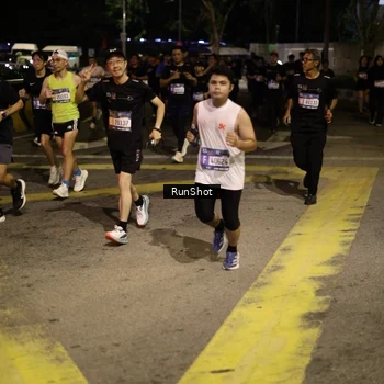 Runner Photo 4272851