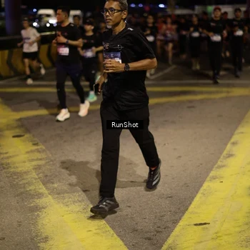 Runner Photo 4272874