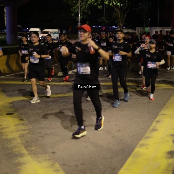 Runner Photo 4272895