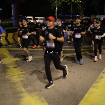 Runner Photo 4272899