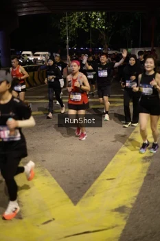 Runner Photo 4272918
