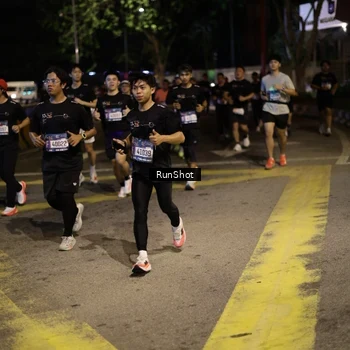 Runner Photo 4272953