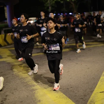 Runner Photo 4272960