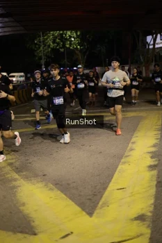 Runner Photo 4272965