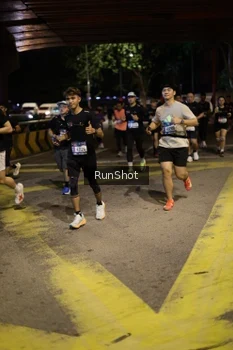 Runner Photo 4272973