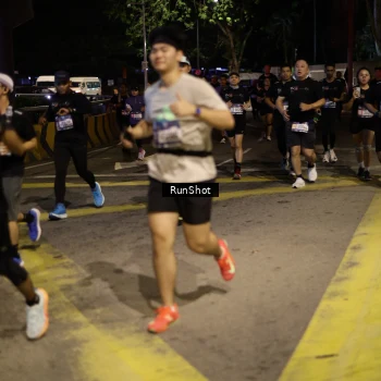 Runner Photo 4272981