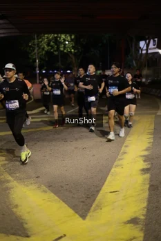 Runner Photo 4273009