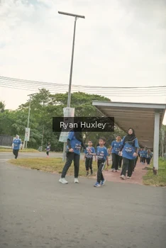 Runner Photo 4273035