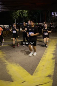 Runner Photo 4273049