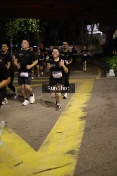 Runner Photo 4273065