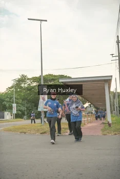 Runner Photo 4273074