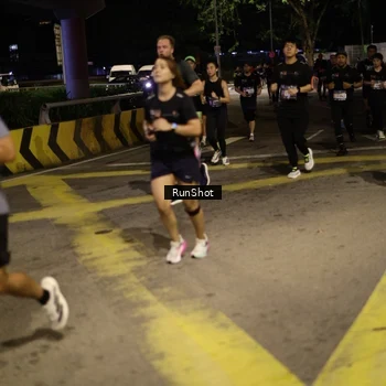 Runner Photo 4273130