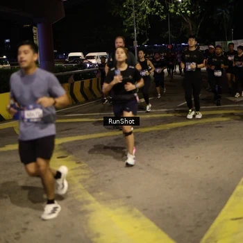 Runner Photo 4273132