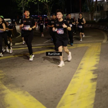 Runner Photo 4273149