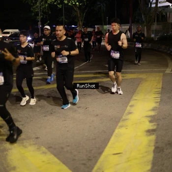 Runner Photo 4273233