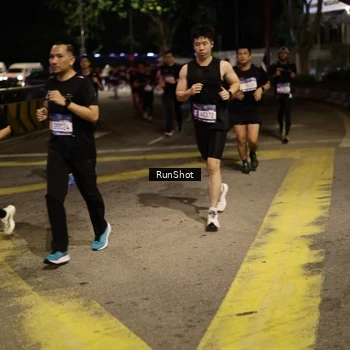 Runner Photo 4273247