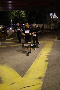 Runner Photo 4273298