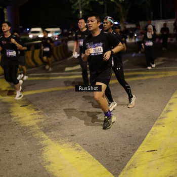 Runner Photo 4273317