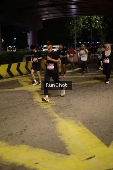 Runner Photo 4273337