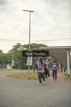 Runner Photo 4273347