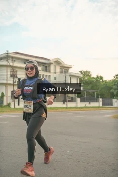 Runner Photo 4273348