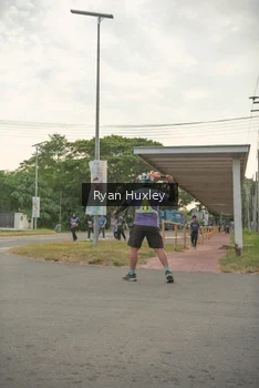Runner Photo 4273368