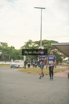 Runner Photo 4273371