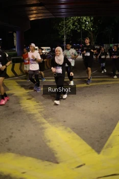 Runner Photo 4273378