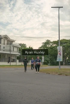 Runner Photo 4273379