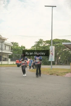 Runner Photo 4273387