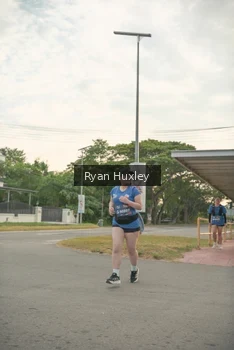 Runner Photo 4273394