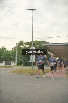 Runner Photo 4273414