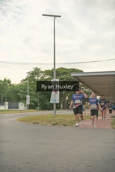 Runner Photo 4273415