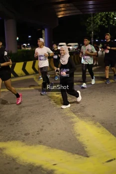 Runner Photo 4273416