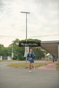 Runner Photo 4273423