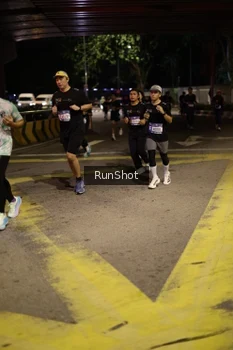 Runner Photo 4273434