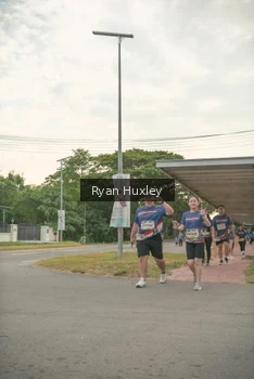 Runner Photo 4273443