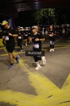 Runner Photo 4273447