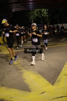 Runner Photo 4273448