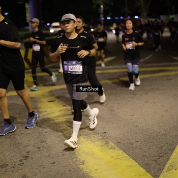 Runner Photo 4273465