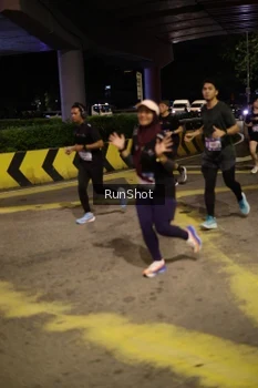 Runner Photo 4273513