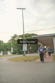 Runner Photo 4273525